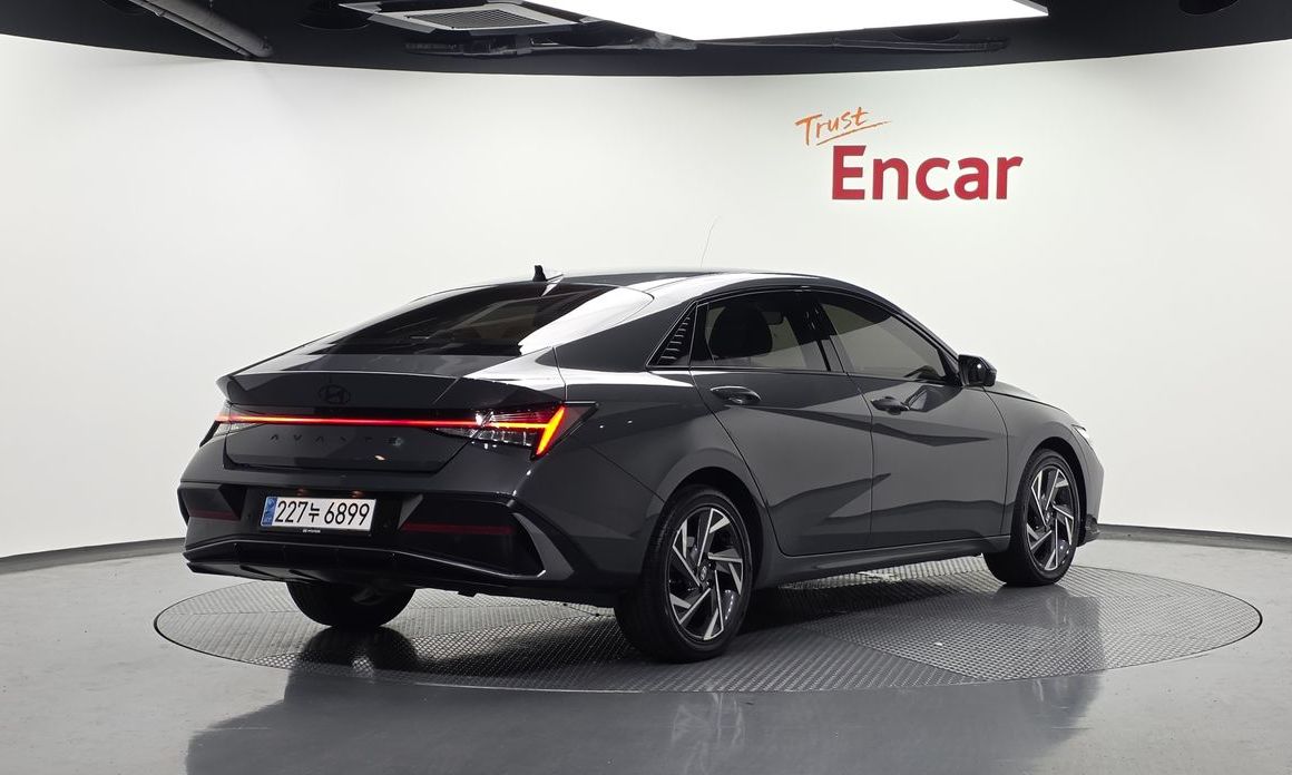 Hyundai AVANTE 2024
