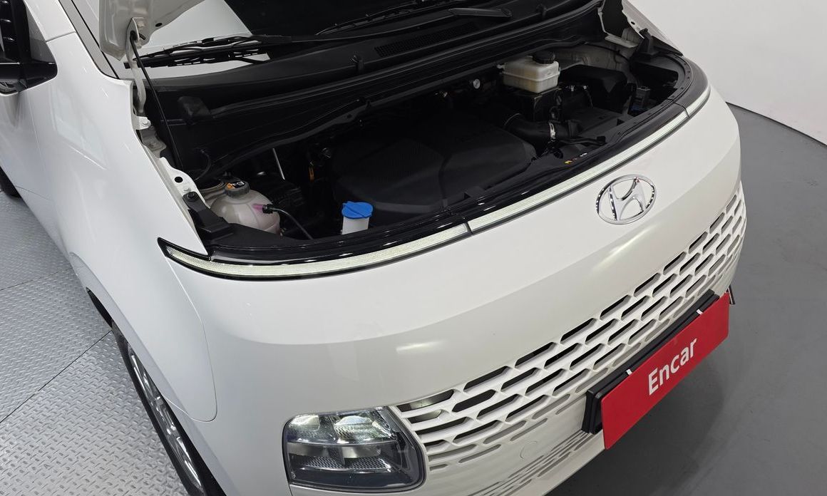 Hyundai Staria 2024