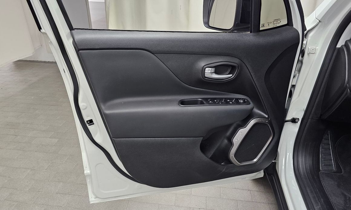 Jeep Renegade 2023