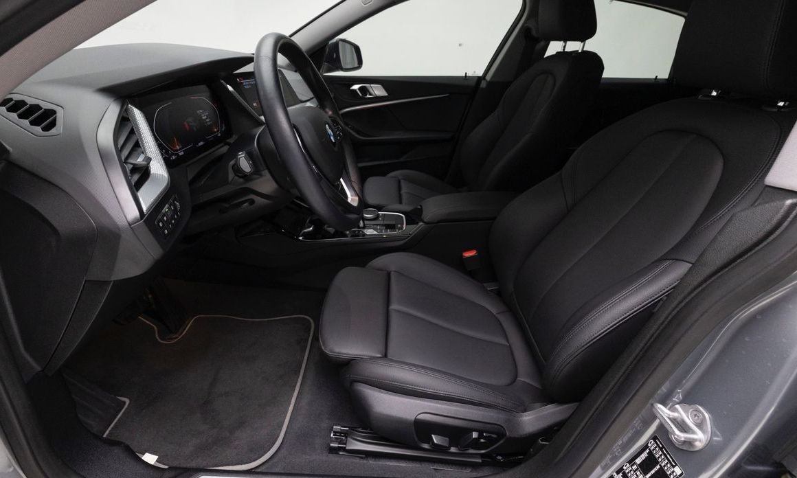 BMW 2-Series 2023
