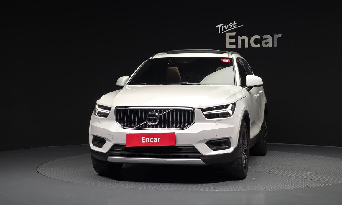 Volvo XC40 2021