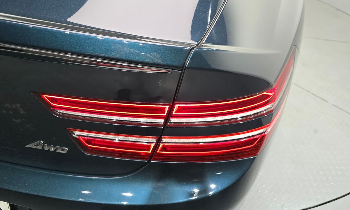 Genesis G80 2021