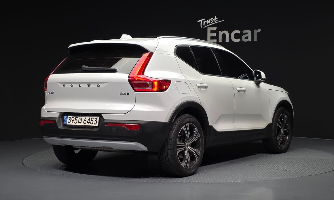 Volvo XC40 2021
