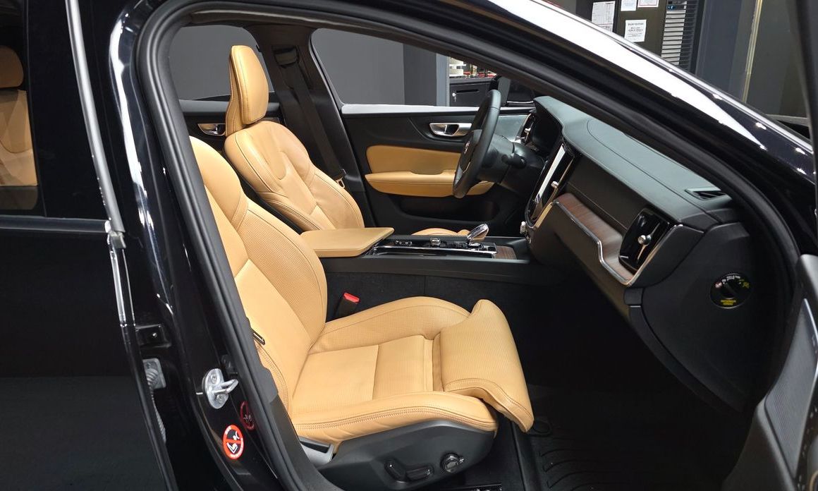 Volvo S60 2024