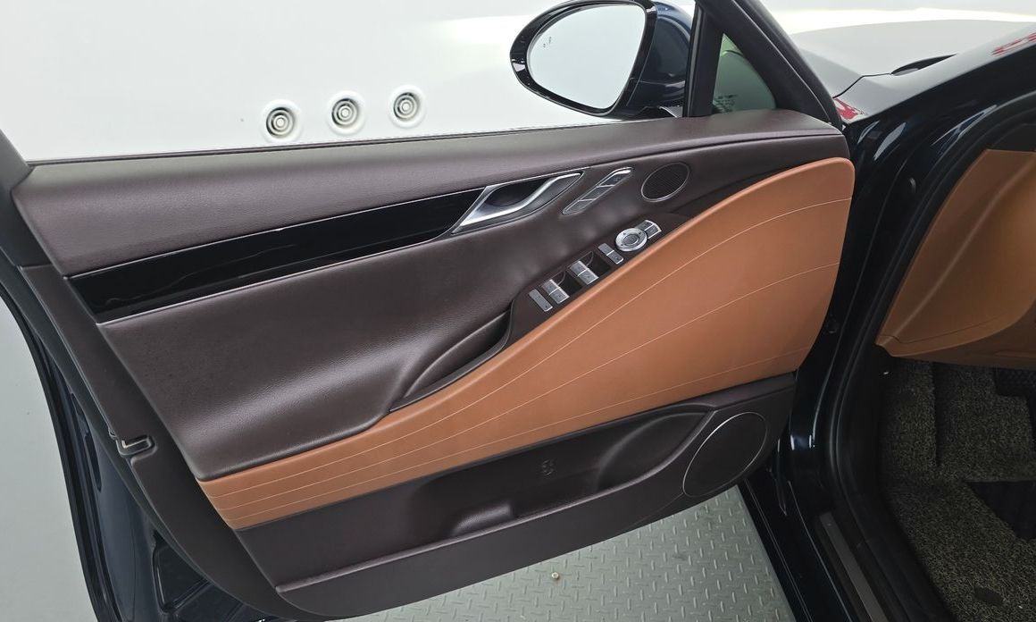 Genesis G80 2021