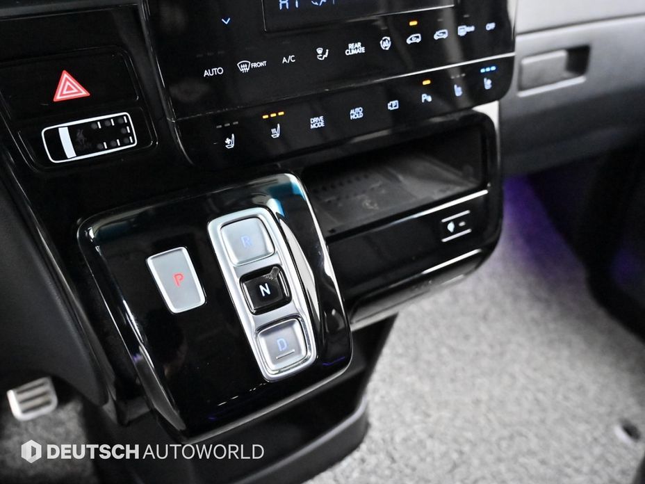 Hyundai Staria 2023