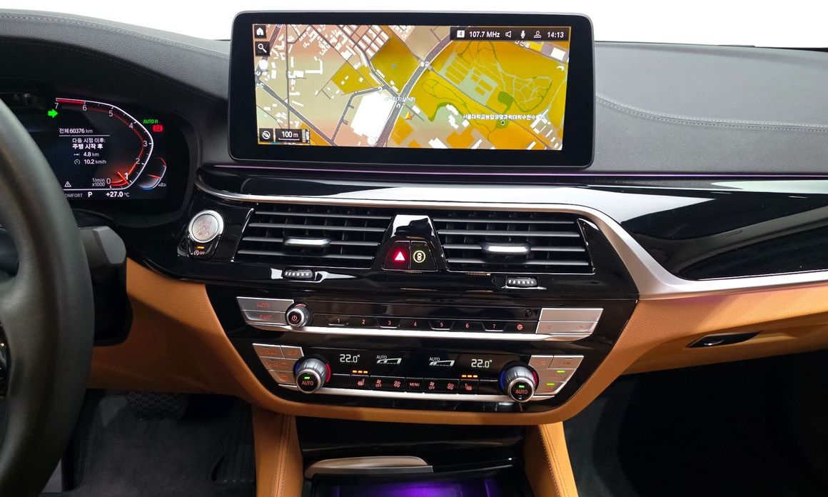 BMW 5-Series 2022