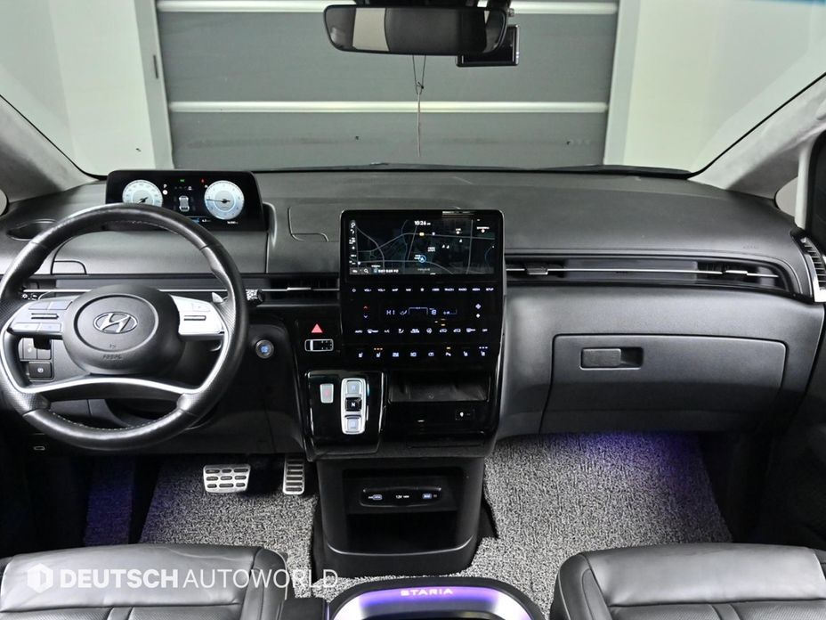 Hyundai Staria 2023