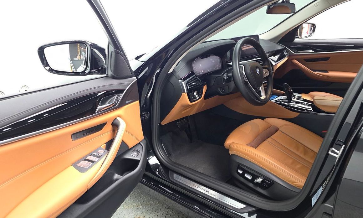BMW 5-Series 2022