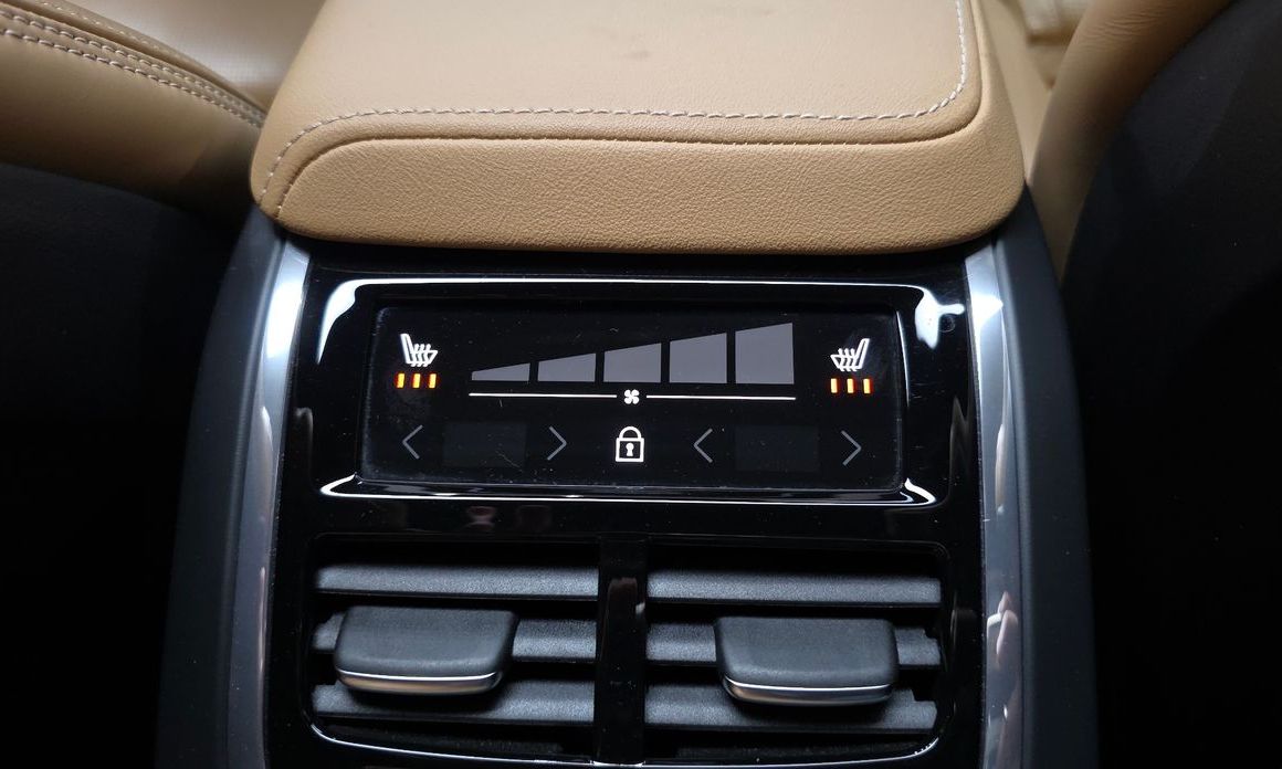 Volvo S60 2024