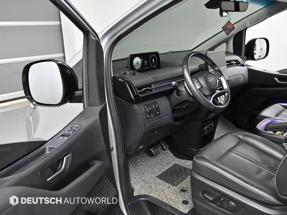 Hyundai Staria 2023