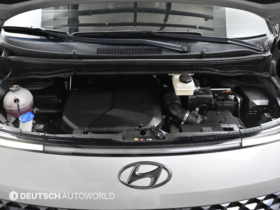 Hyundai Staria 2023