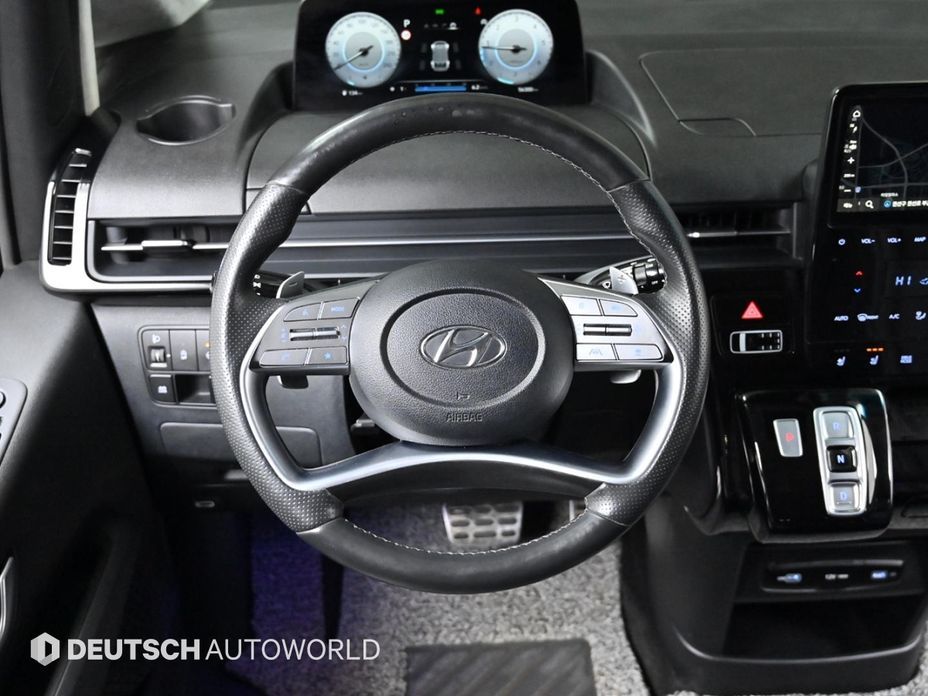 Hyundai Staria 2023