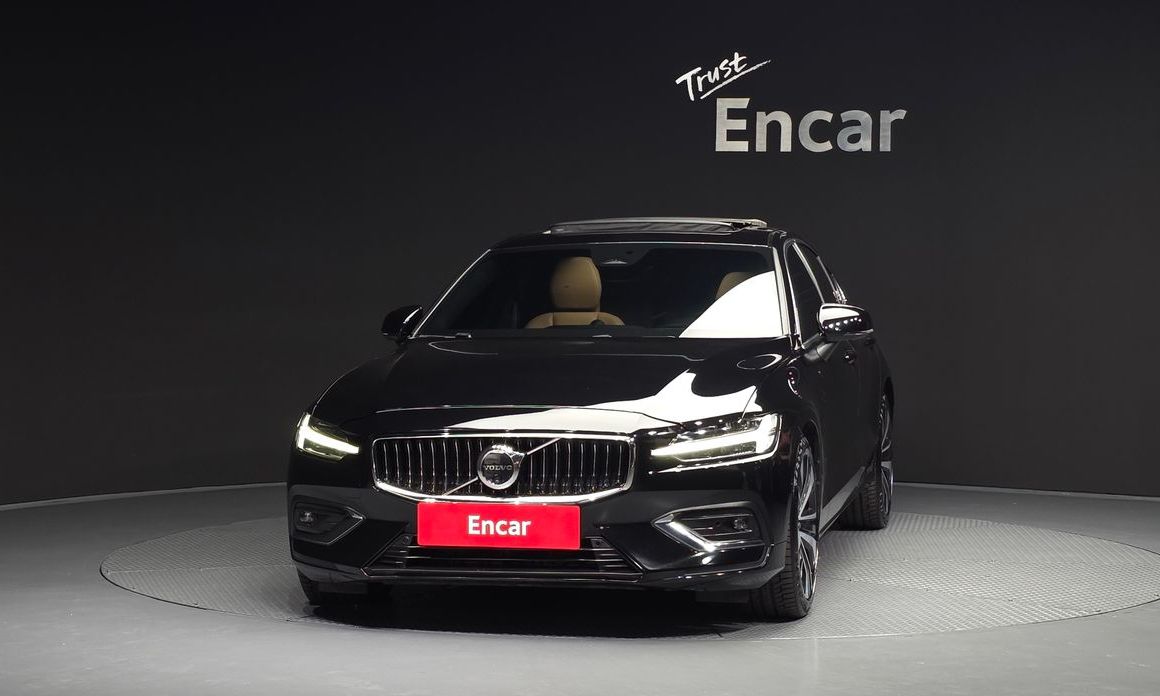 Volvo S60 2024
