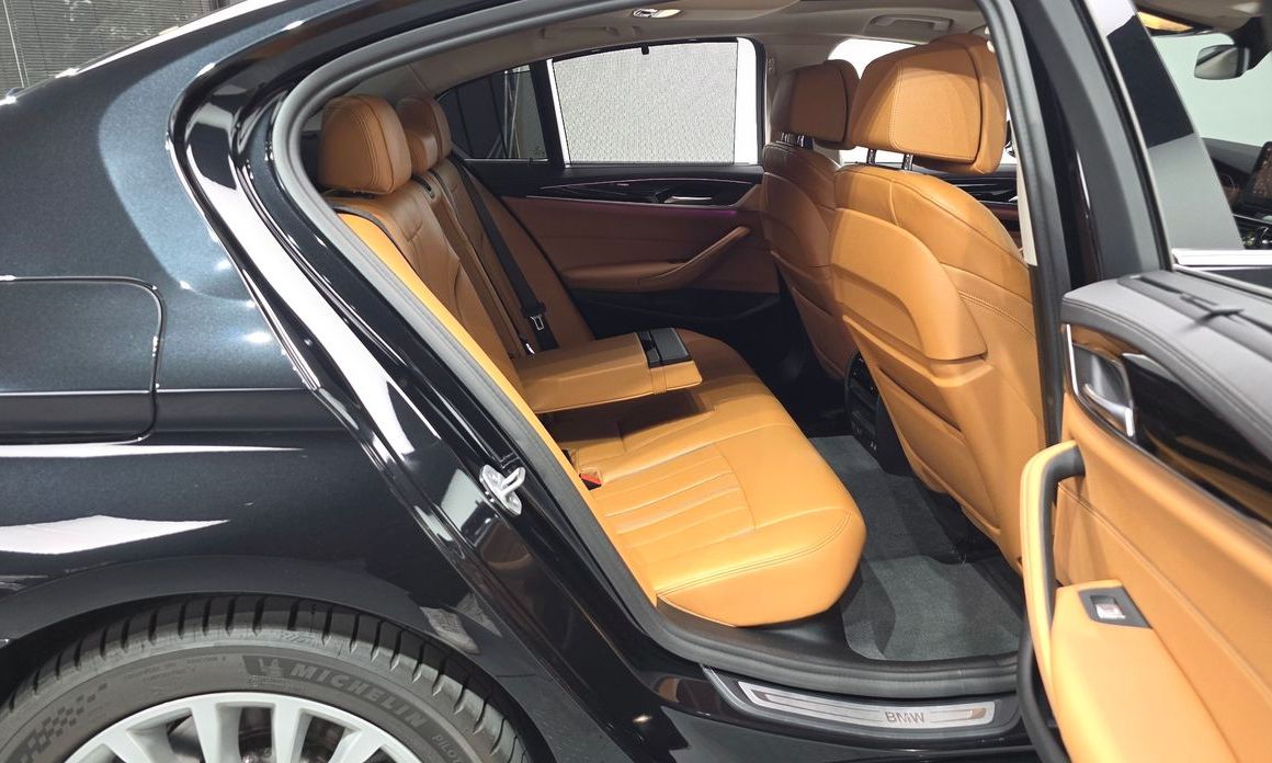 BMW 5-Series 2022