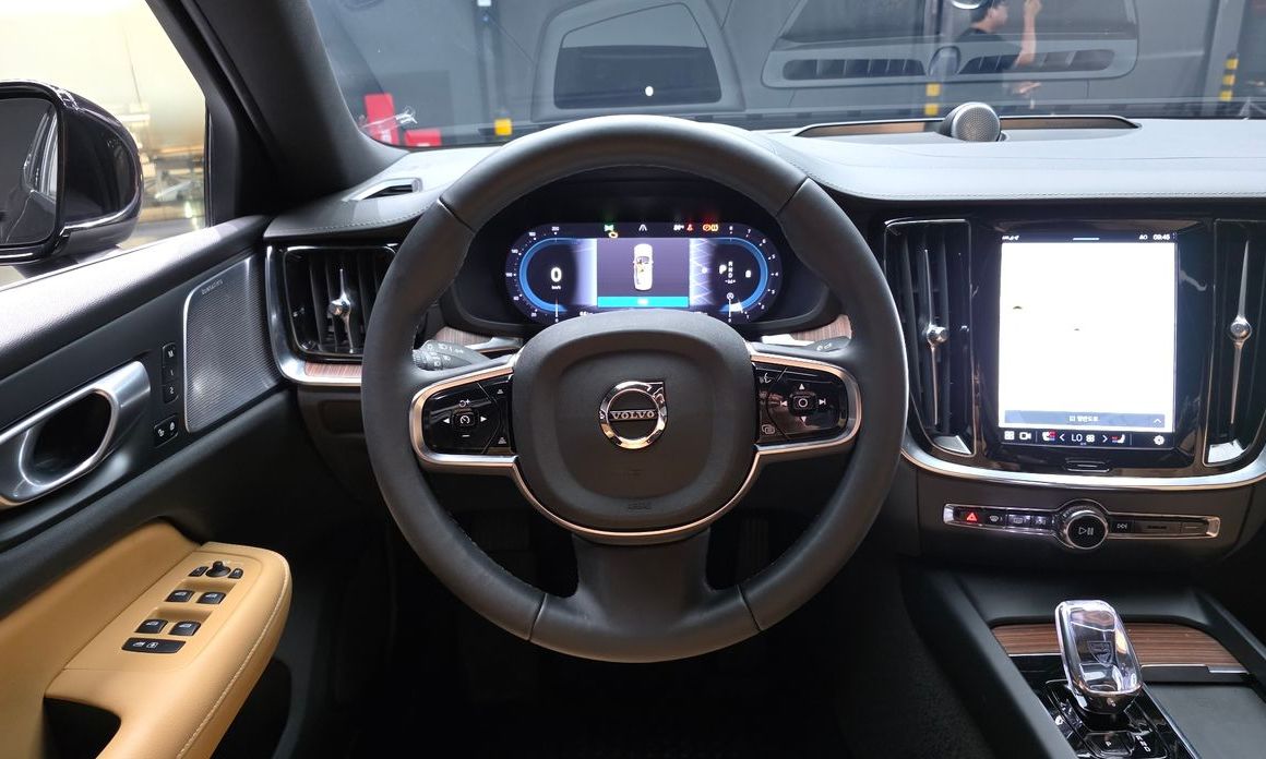 Volvo S60 2024