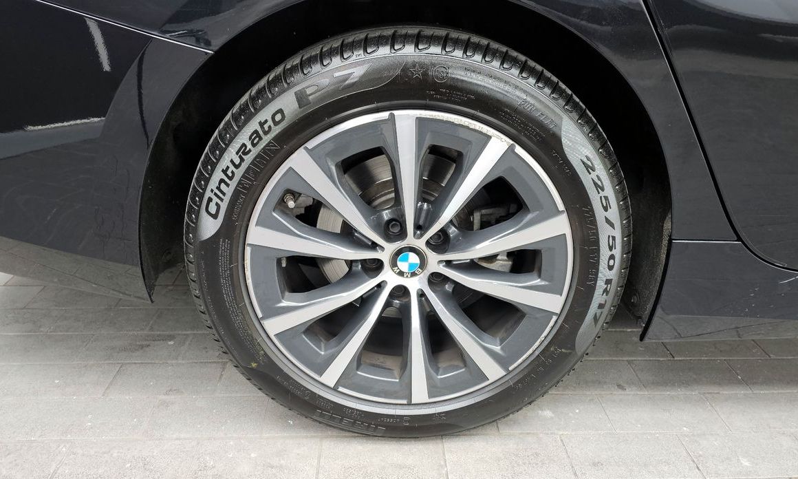 BMW 3-Series 2023