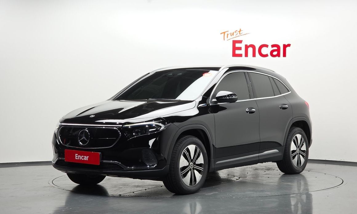 Mercedes-Benz EQA 2021