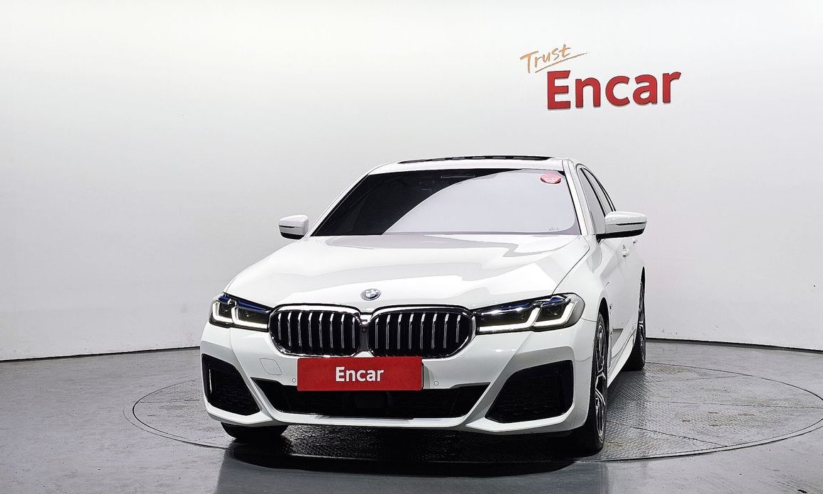 BMW 5-Series 2022