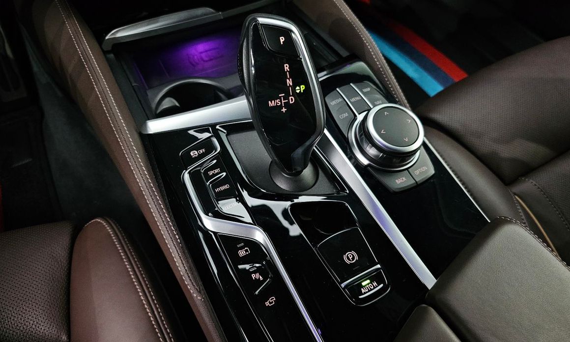 BMW 5-Series 2022