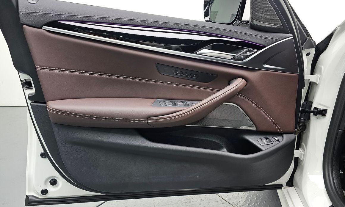 BMW 5-Series 2022