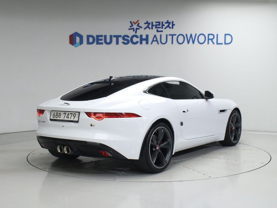 Jaguar F-TYPE 2015