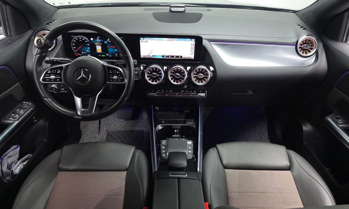 Mercedes-Benz EQA 2021