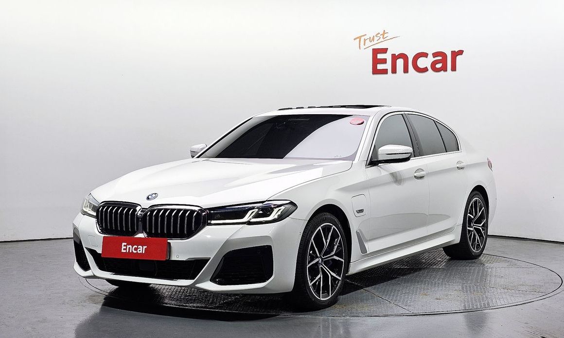 BMW 5-Series 2022