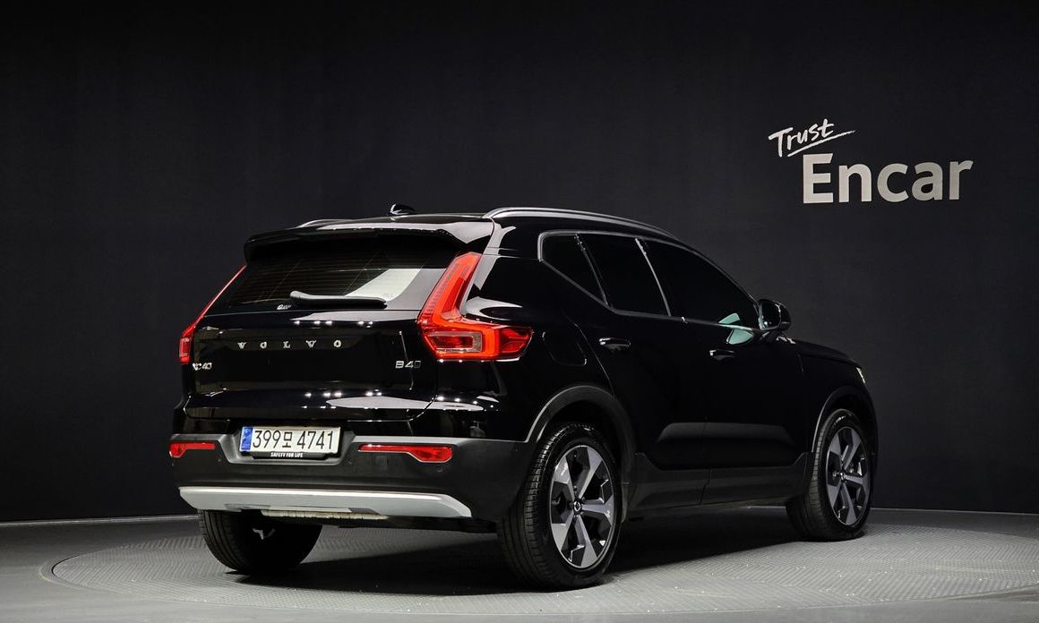 Volvo XC40 2023