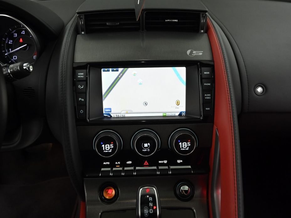 Jaguar F-TYPE 2015