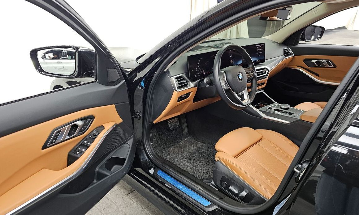 BMW 3-Series 2023