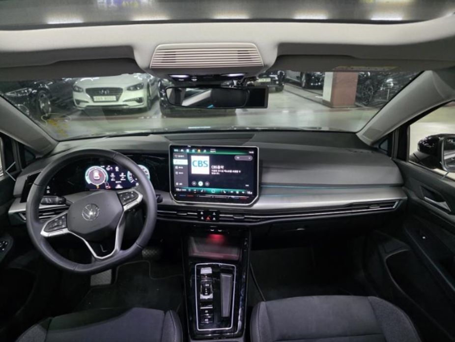 Volkswagen Golf 2025