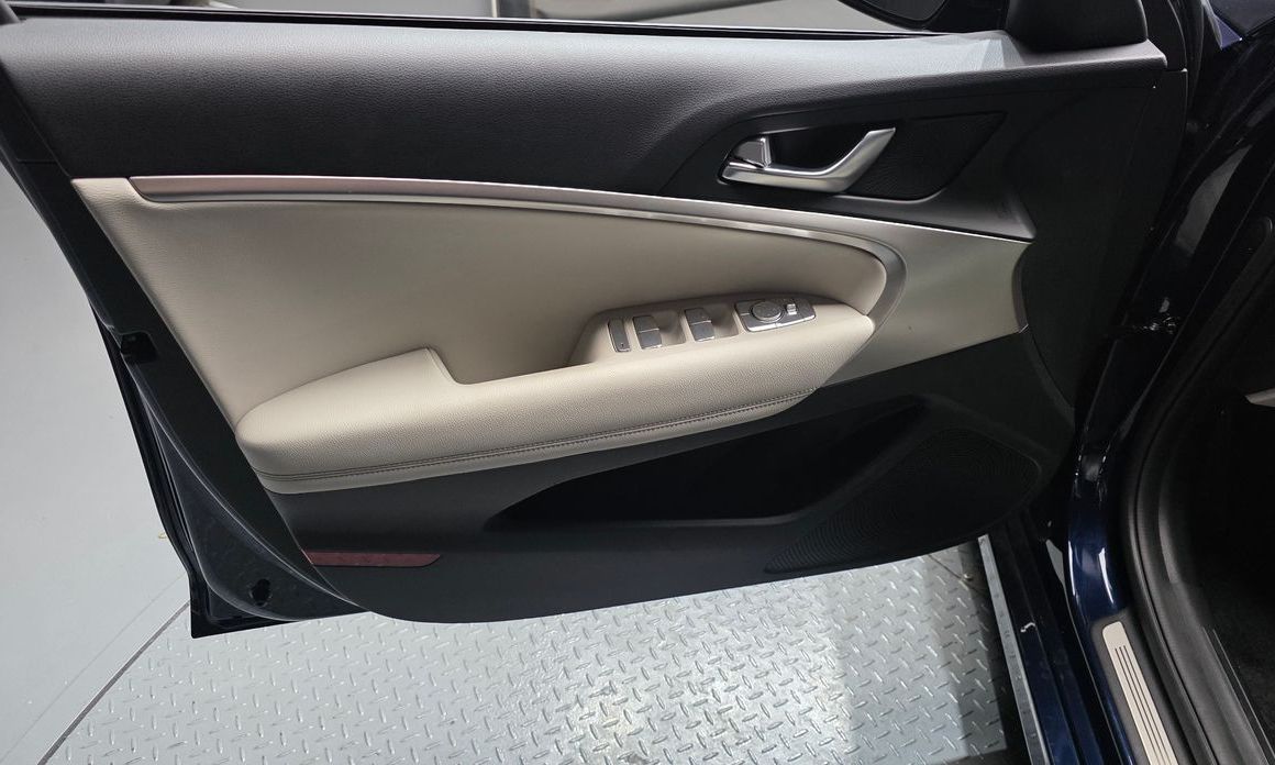 Genesis G70 2025