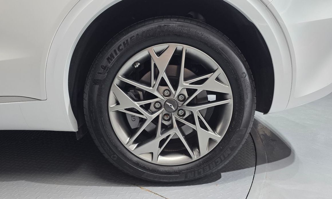 Genesis GV70 2023