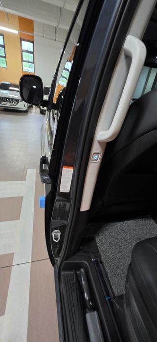 Hyundai Staria 2025