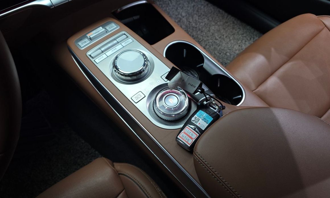 Genesis GV70 2023