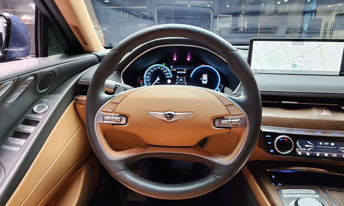 Genesis G80 2023