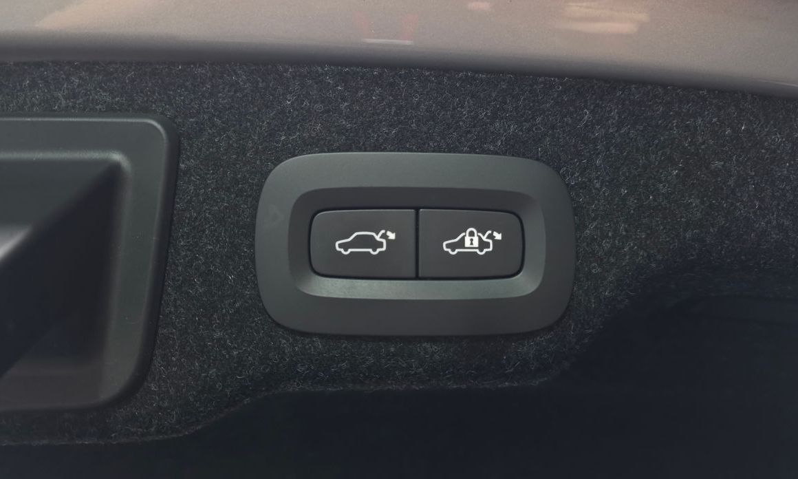 Volvo S90 2023