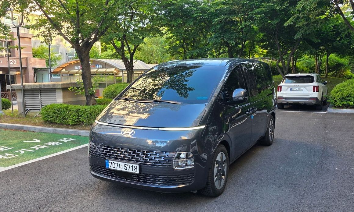 Hyundai Staria 2025