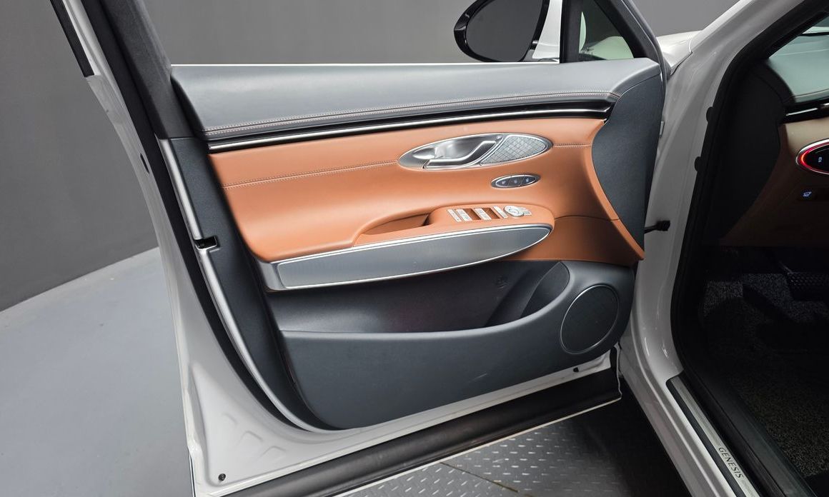 Genesis GV70 2023