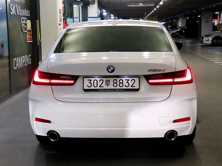 BMW 3-Series 2023