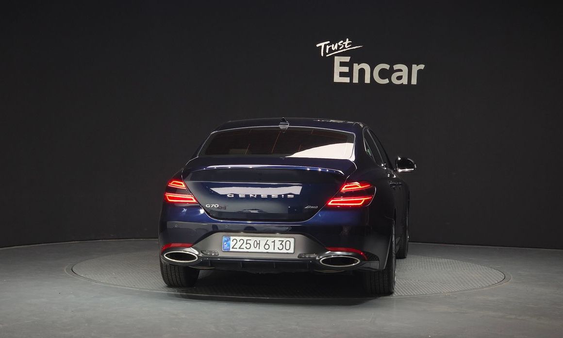 Genesis G70 2025