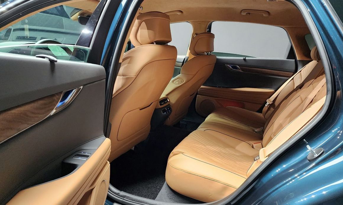 Genesis G80 2023