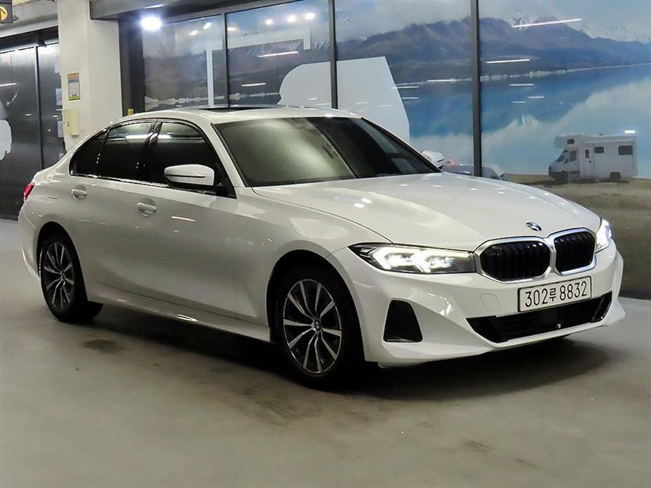 BMW 3-Series 2023