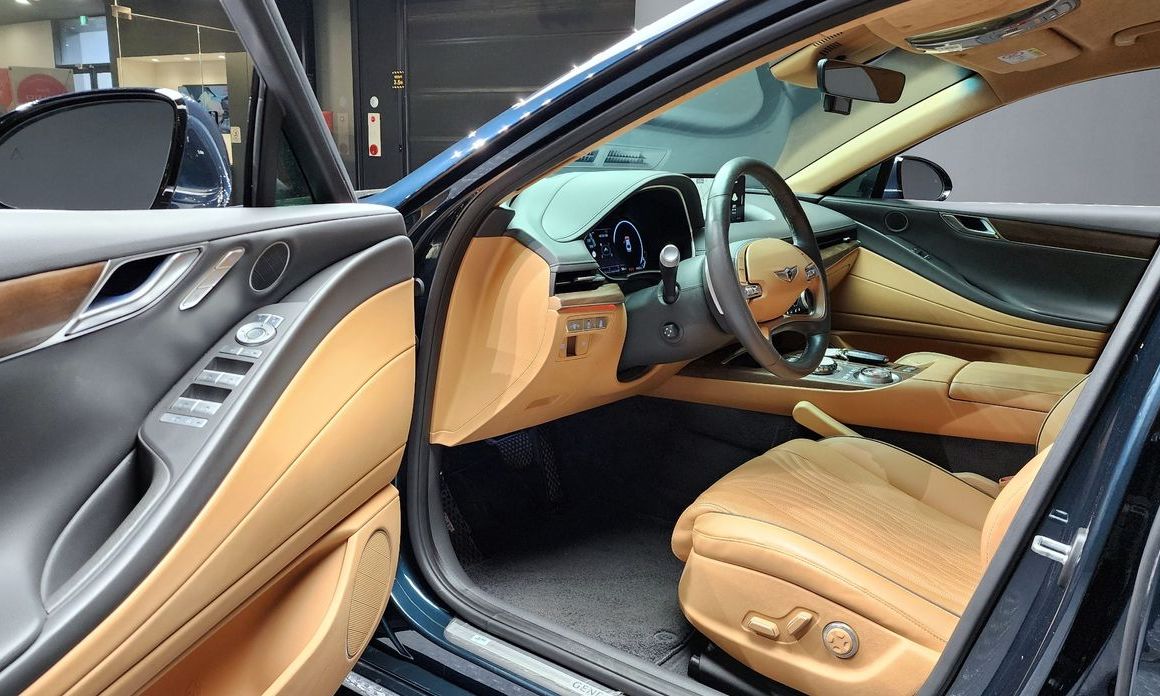 Genesis G80 2023