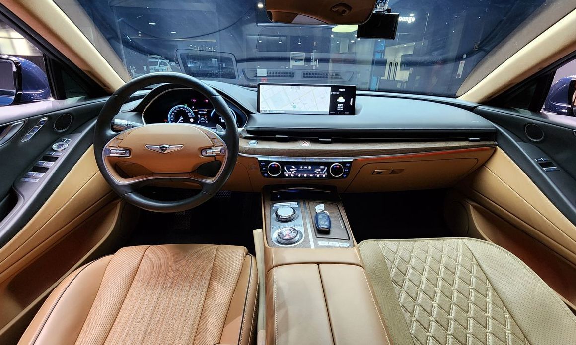 Genesis G80 2023