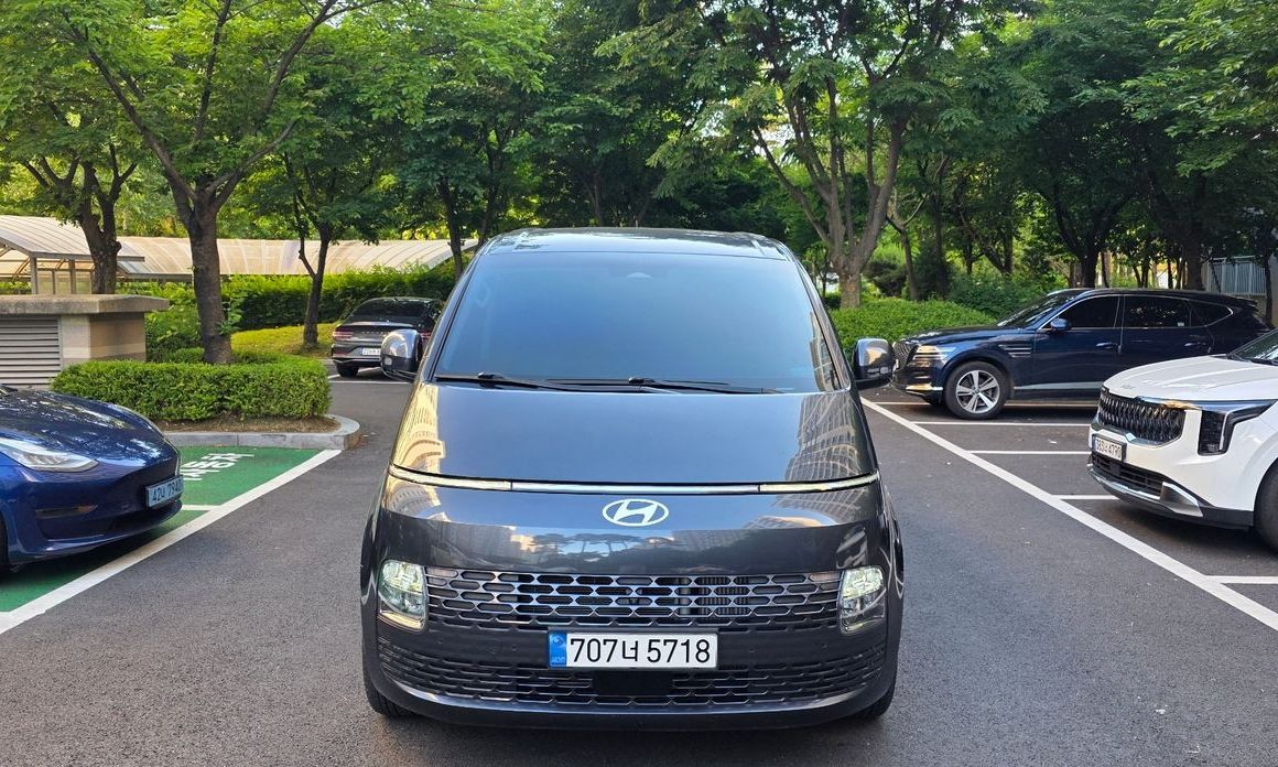Hyundai Staria 2025