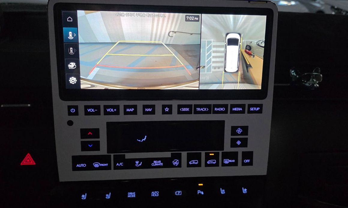 Hyundai Staria 2025