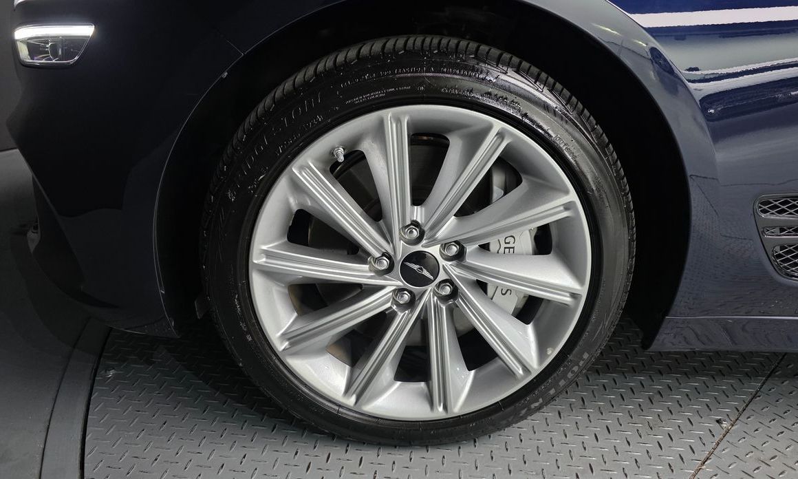 Genesis G70 2025