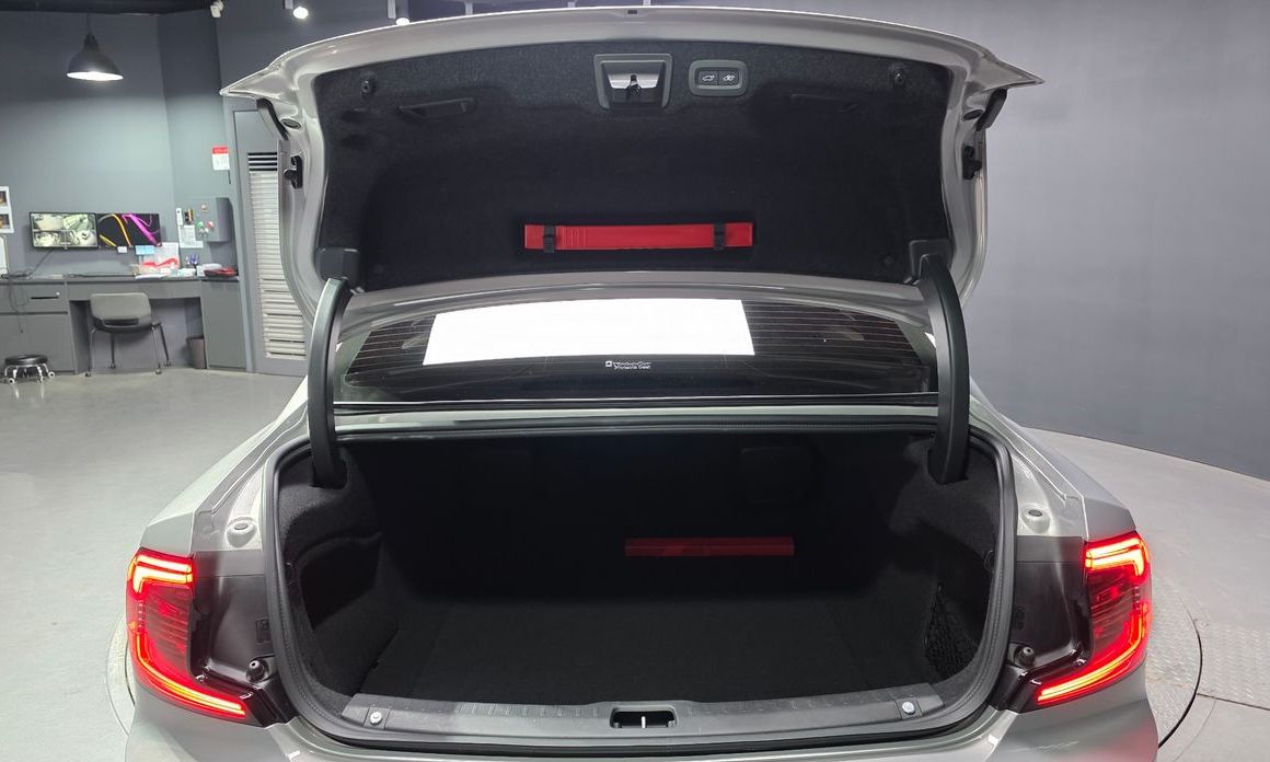 Volvo S90 2023